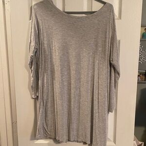 Skies Are Blue Light Gray Long Sleeve Top